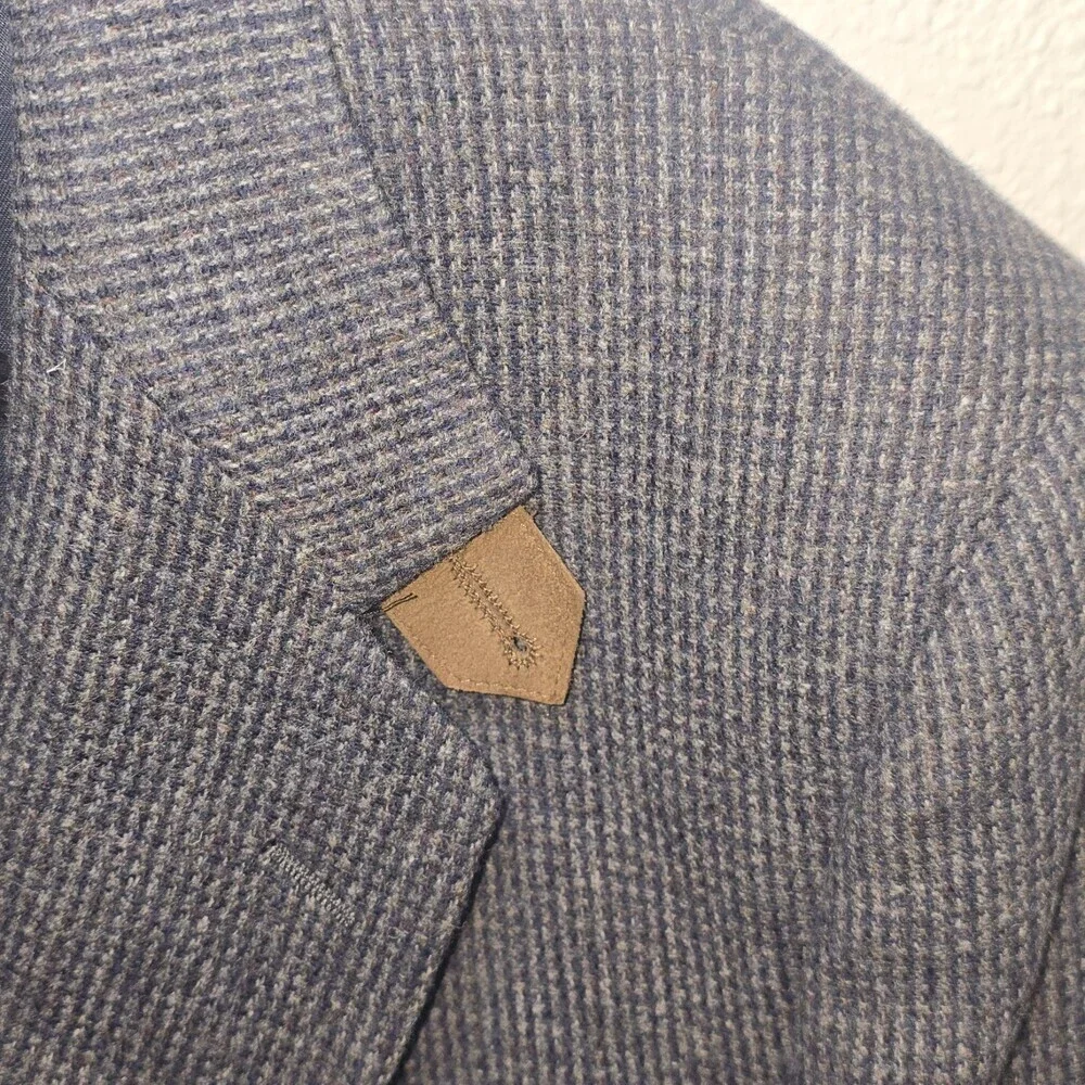 Vintage Him Chic Wool Tweed Blazer Mens 42R USA Made Suede Elbow Patches